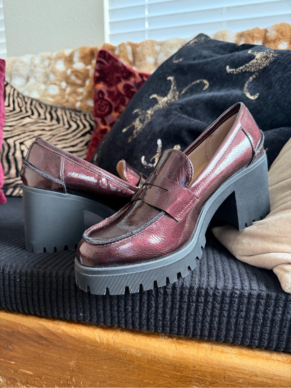 Women’s Sun + Stone Chunky Heel Patent Loafers in Burgundy Size 8.5